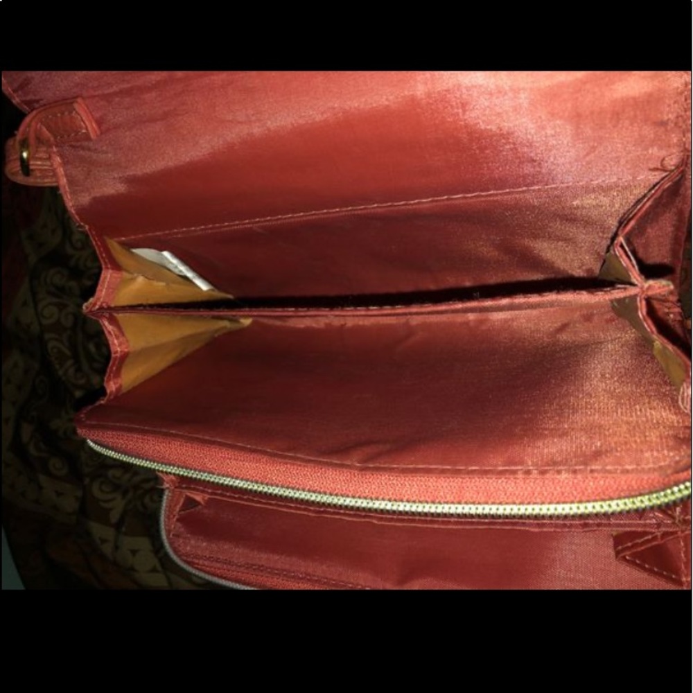 Pink purse - Picture 3 of 4